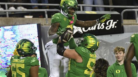 Bo Nix leads No. 6 Oregon past No. 15 Oregon State in rivalry .